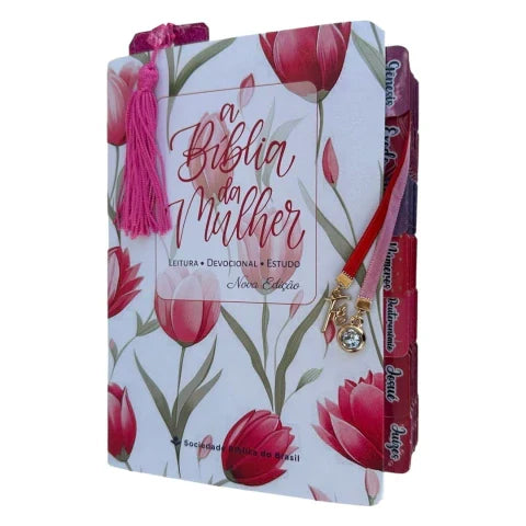 Biblia da Mulher de estudos tulipas vermelhas com abas adesivas + pingentes + marca paginas glitter NAA capa luxo SBB